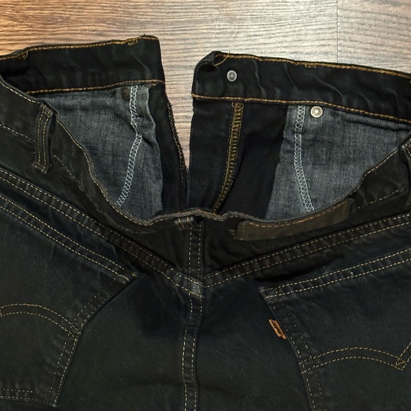 Levi's 550 Vintage Orange Tab Black with Paint Distressed Cutoff Jean Shorts - Picture 10 of 16